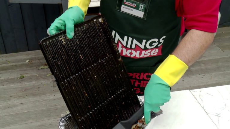 How To Clean & Maintain A BBQ – D.I.Y. At Bunnings Warehouse