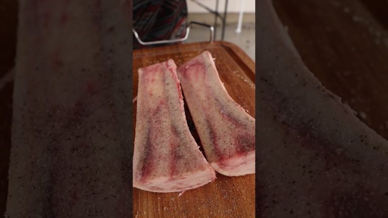 Tomahawk steak w/ chimichurri, & bone marrow #shorts #tomahawk #asmreating #asmr #bbq