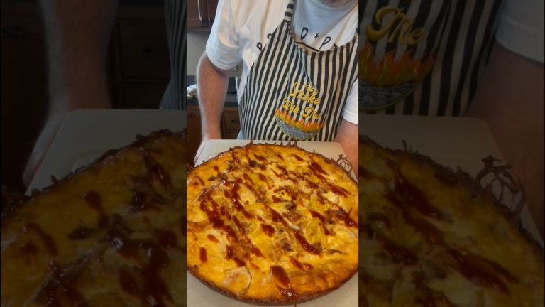 #CastIron #DeepDish #PulledPork #BBQ #Pizza on the #BBQPit using #RingOfFire with #AppleWood