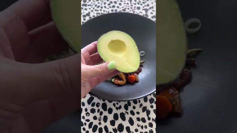 How I eat when I WFH… Bachan’s Japanese BBQ sauce stir fry #shortscreator