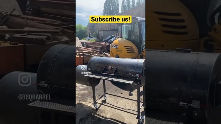 Smoker big #bbqgrill #food #bbq #grill #outdoorcooking #cooking #grilling #bbqstove #shortsvideo