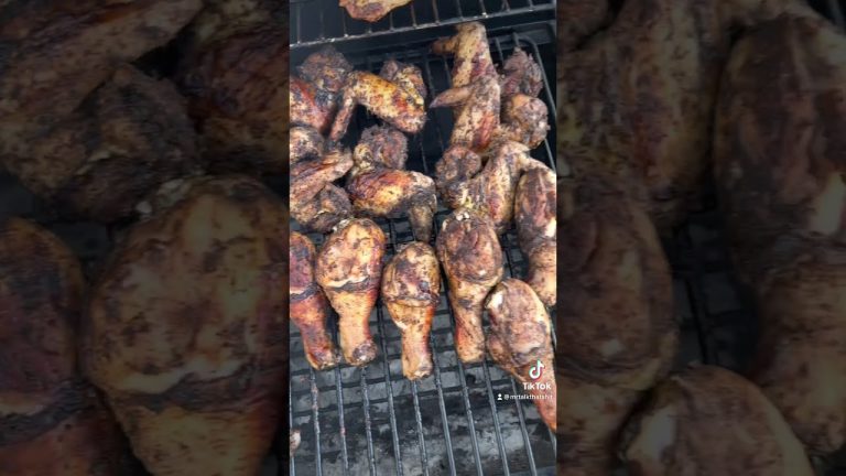 How to bbq in Chicago #shorts #food #bbq #cooking