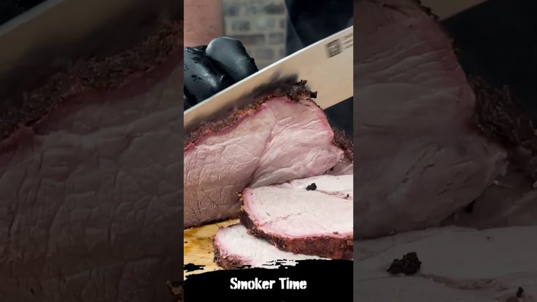 Geräucherter Schweinenacken | Benny vergleicht Smoker mit Pelletgrills #shorts #bbq