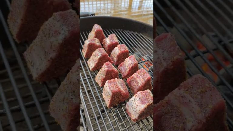 Lamb Chops on a Weber Kettle #lamb #bbq #meat #weber #costco #grill