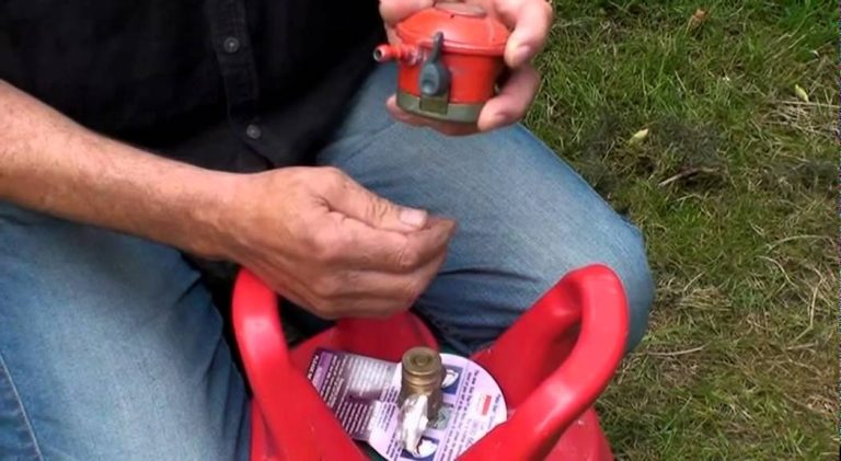 How to connect calor gas bottles to a bbq or patio heater