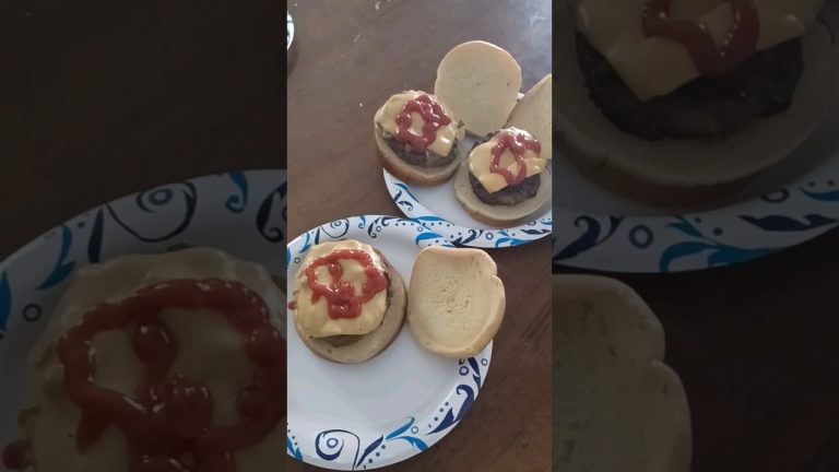 BBQ Burgers & Brioche on the grill!