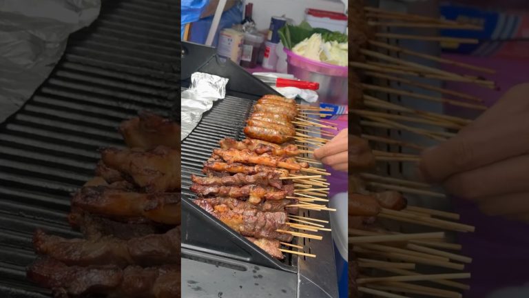 Lao Street Food in Texas | Papaya Salad | BBQ | Sausages | Sticky Rice | Steam Chicken Laos Mukbang