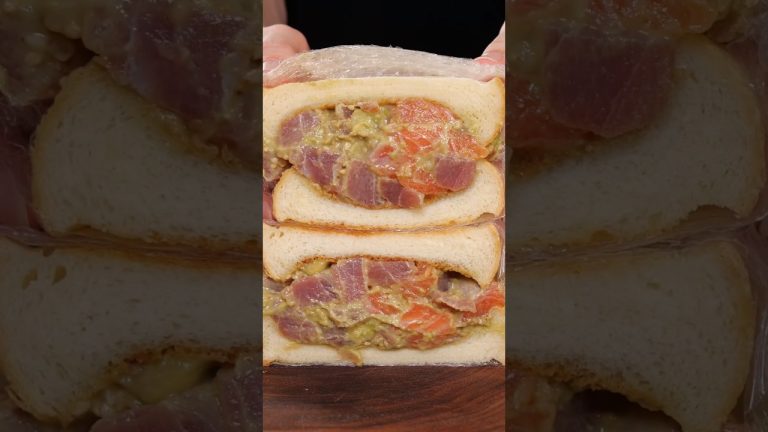 Seafood BBQ Sauce Sandwich 🐟🥪