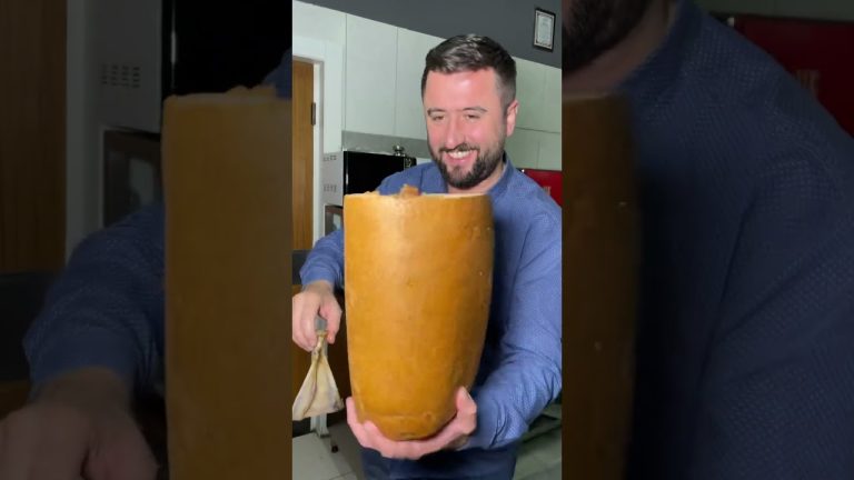 EKMEĞİN İÇİNE KAÇ TANE ET KOYDUM ??? #food #lezzet #yemek #yemektarifleri #kavurma #bbq #cooking