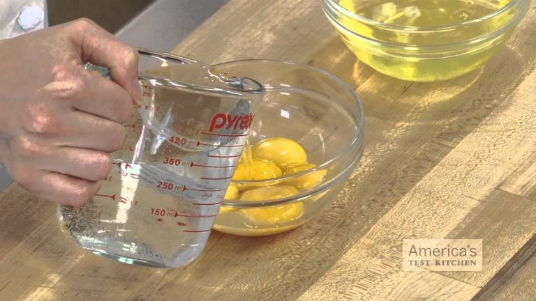 Super Quick Video Tips: How to Store Leftover Yolks