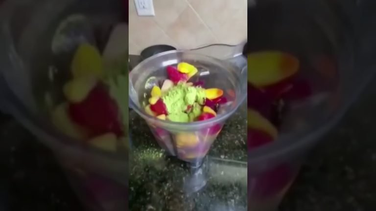 Delicious and Nutritious Smoothie Recipe | How to Make a Healthy Smoothie