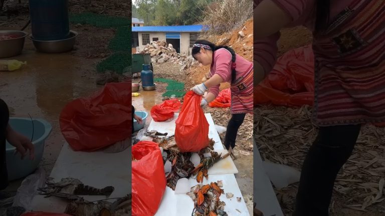 I cook seafood with my grandma recipe#short#viral#streetfood#foodlovers#viralshorts