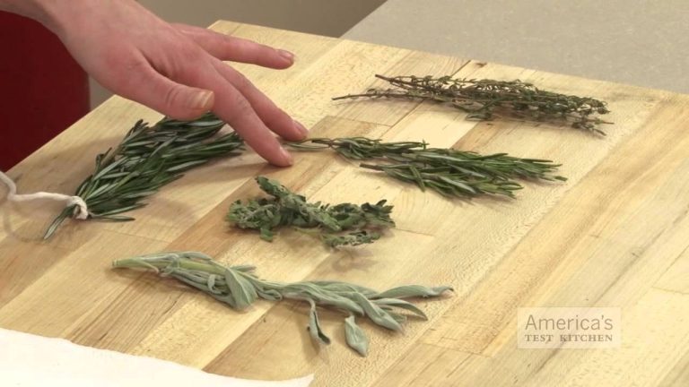 Super Quick Video Tips: How to Dry Fresh Herbs in a Flash