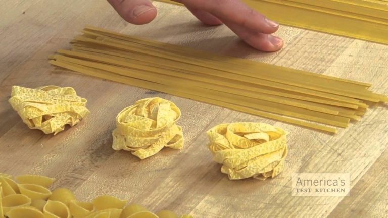 Super Quick Video Tips: Pairing Pasta Shape with Sauce