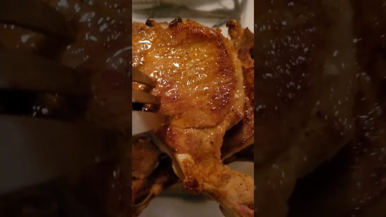 The Best Smothered Pork Chops & Gravy | Easy Recipe