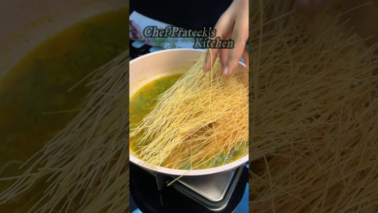 Sevai se itni zada Tasty recipe 🤤🤤 #sevaiyan #sevairecipe #sevai #sevaiupma #food #breakfast #recipe