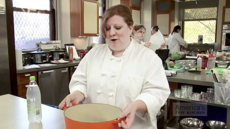 @henrybottjer asked: “What is the best way to store and freeze soup for later use?”