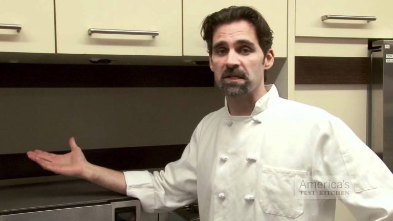 @alysonlaurel asked: “I’m making Chicago deep-dish pizza. Where does the pepperoni go?”