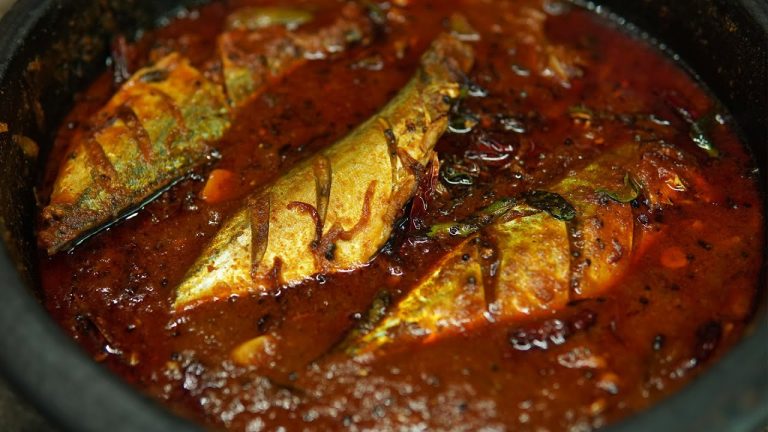 Kerala Style Fish Curry Recipe – Ayala Curry | Ayala Mulakittathu