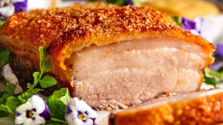 Slow Roasted Pork Belly – Crispy Crackling, ultra tender flesh!