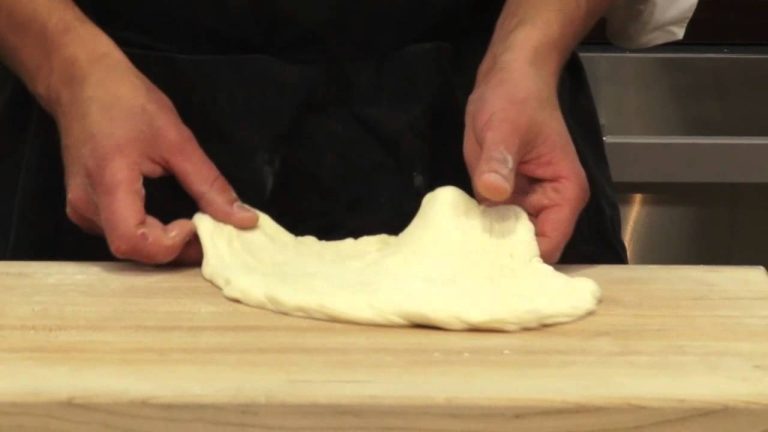 60-Second Video Tips: A New Way to Work with Pizza Dough
