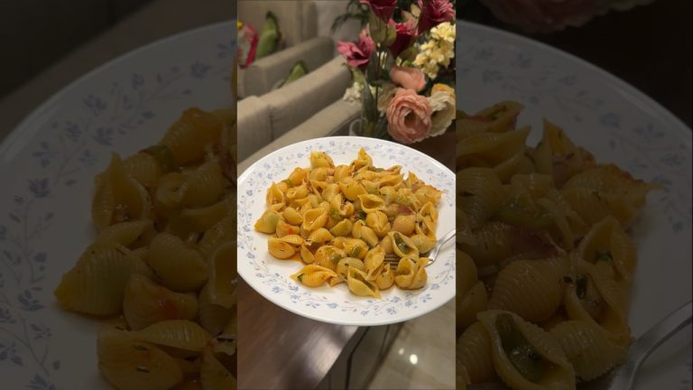 Log bolenge “pasta ko sabzi”😂ekdum DESI pressure cooker pasta❤️ #ashortaday #pasta #easyrecipe