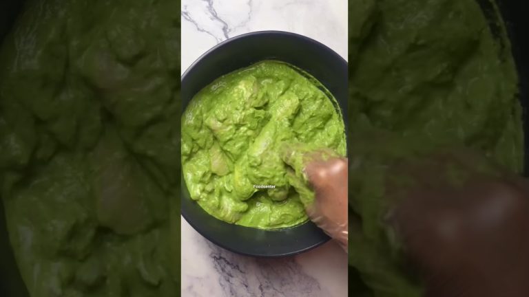 Hariyali Chicken😍 Super Tasty & Juicy Chicken Recipe #shorts