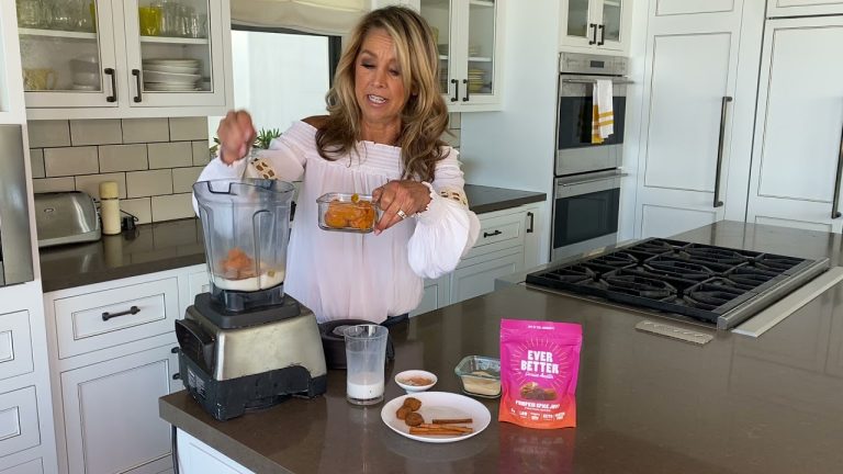 Fall Pumpkin Smoothie Recipe | Denise Austin