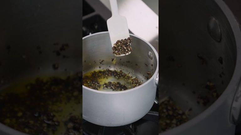 How To Pepper-Crust Beef #Shorts