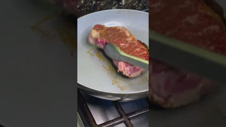Should You Cold-Sear Steak? #Shorts