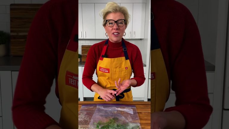 Should You Wash and Reuse Ziploc Bags? #Shorts