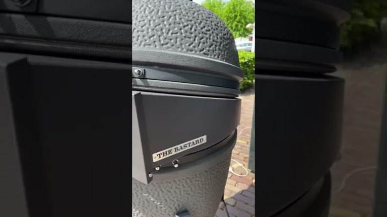 (Video 2/2) Hoe maakt chef André Gerrits zijn bekende kip van ‘t spit? Zo dus🔥 #bbq  #bbqchicken