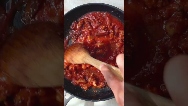 Rome’s Dirty Secret: Pasta alla Zozzona #Shorts