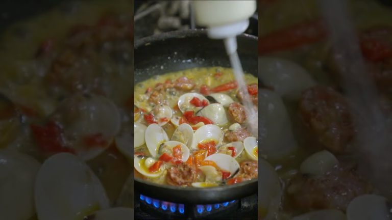 Basque Clams & Chorizo Motzak #Shorts