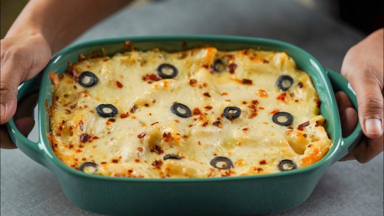 Cheesy Baked Chicken Pasta | Without Oven | Baked Pasta Recipe | White Sauce Chicken Pasta