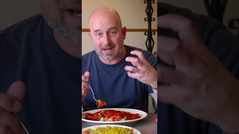 These New Mexican Turnovers are a Chile-Lover’s Dream #Shorts