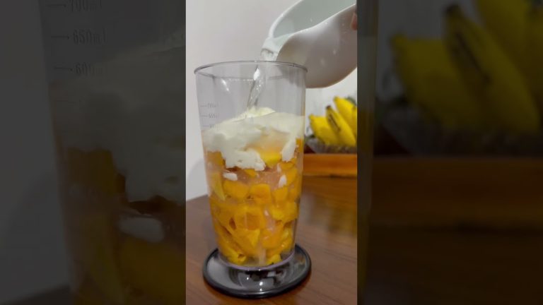 Mango Bliss Smoothie: Whipped Cream-topped Smoothie Delight 🥭🍹✨