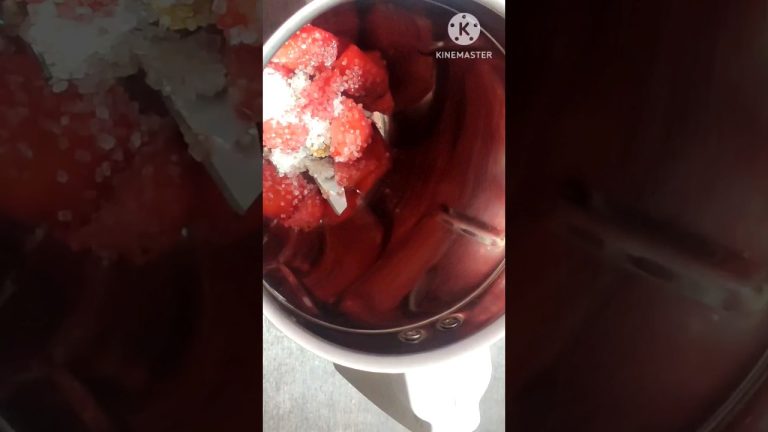 Strawberry milkshake #shorts #viralshorts #straberrymilkshake #straberry #milkshake