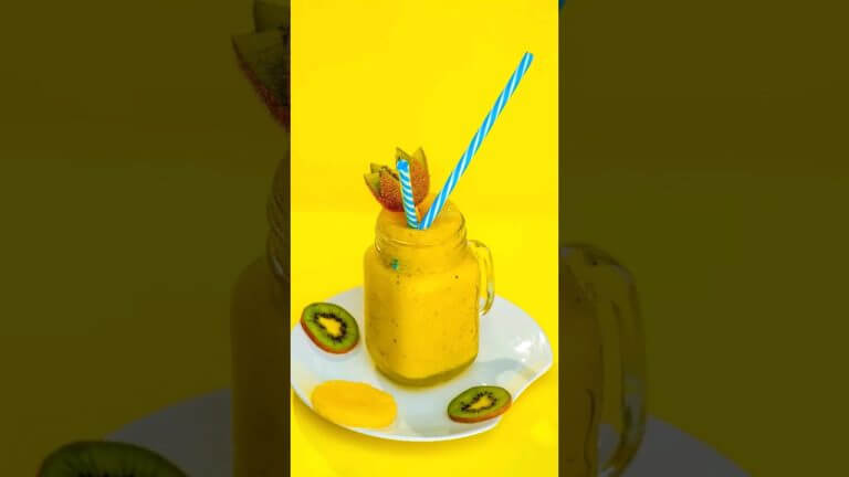 Banana Kiwi smoothie for weight loss #smoothie #smoothierecipes #shorts #burnbellyfatfast