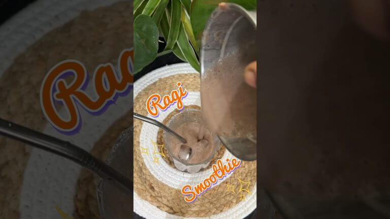 Ragi Smoothie #fingermilletsmoothie #shorts #ytshorts #trendingshorts #weightlosssmoothierecipes