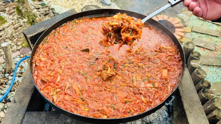 UKRAINIAN BORSCHT with MEAT COOKED on SAJ | RECIPE for DELICIOUS and AROMATIC BORSCHT