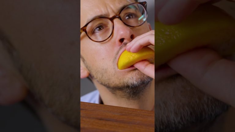 How To Peel a Peach #Shorts