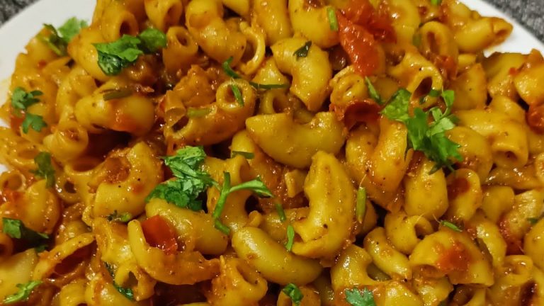 Masala Macaroni Pasta | Indian Style Macaroni Recipe | #Shorts Spicy Macaroni |#LunchBoxRecipe pasta