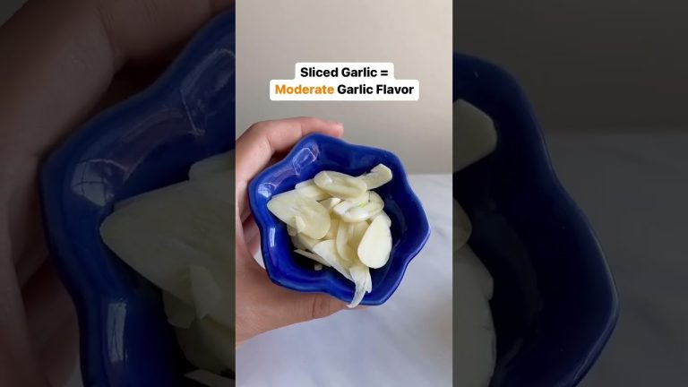How Prep Affects Garlic’s Flavor #Shorts