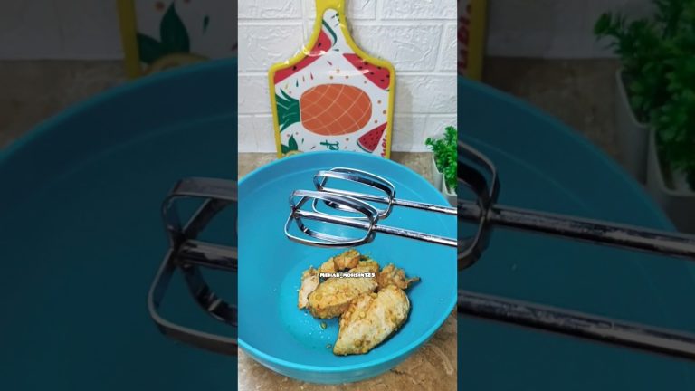 How to Shread Chicken Easy Way #shorts #hacks #recipes