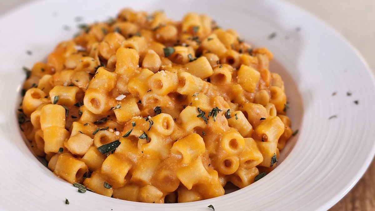 PASTA with CHICKPEAS is Better than Meat Sauce Pasta when Cooked this Way (Pasta e Ceci)