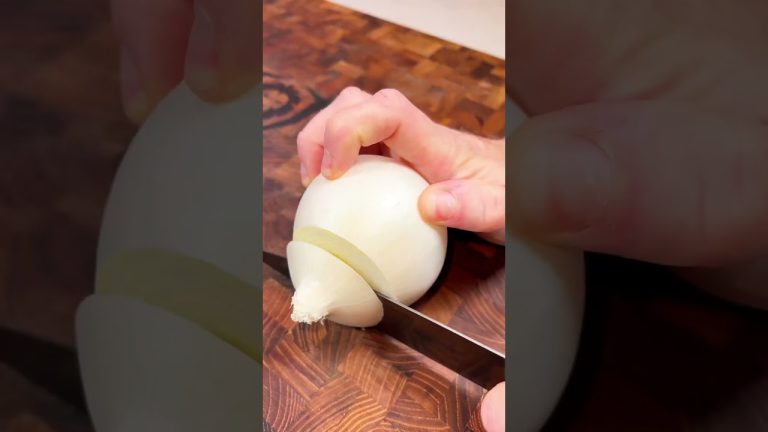 Homemade McRib – the best sandwich you can make!  #bbq #food #homemade #shorts