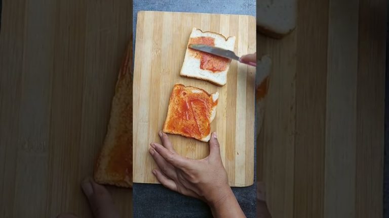 2 Min Yummy&Easy Recipe 😋! #shorts #youtubeshorts #snacksrecipe #sandwichrecipe #sandwich