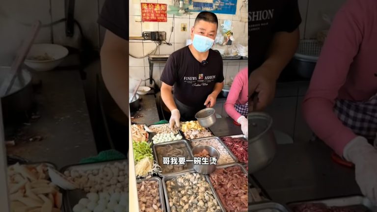 21元的生燙 老板還送了油條肉丸