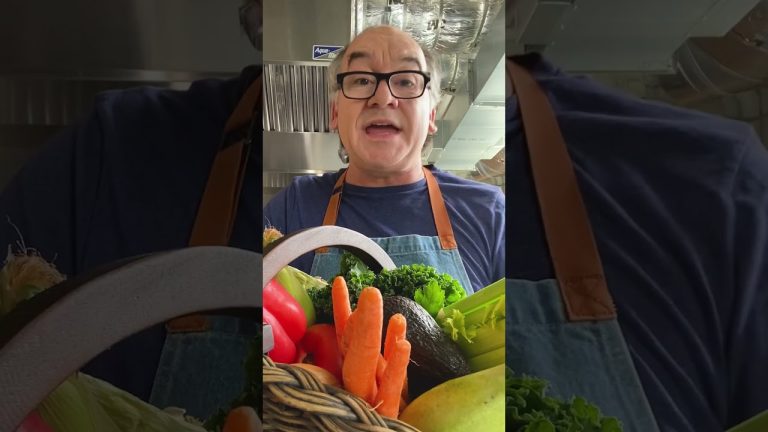 How To Remove Pesticides From Produce #Shorts